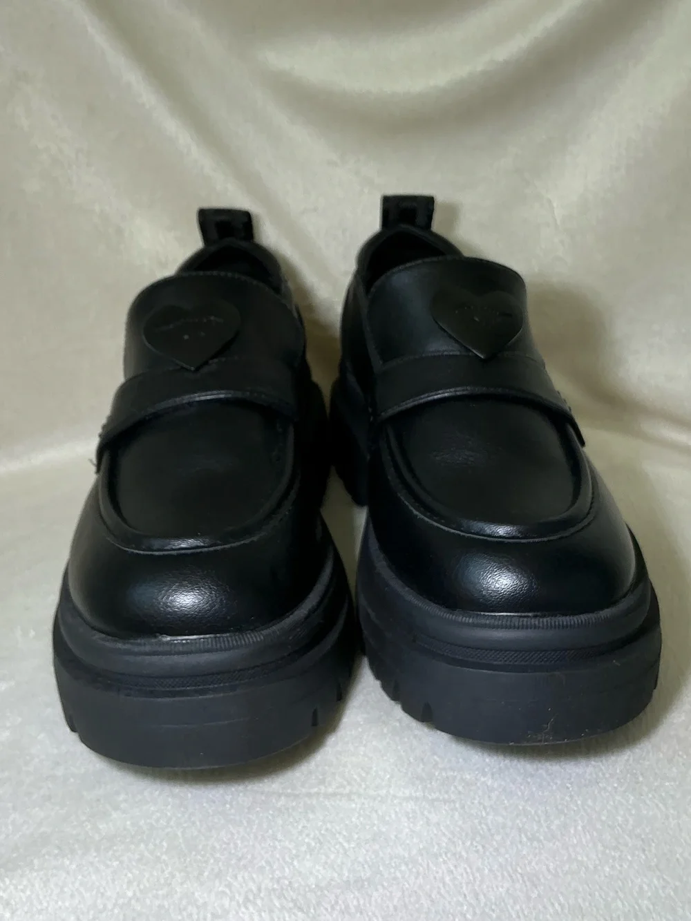 NEW! Rocket Dog “Dandy” Platform Black Loafers Women’s size 8.5 NWOT